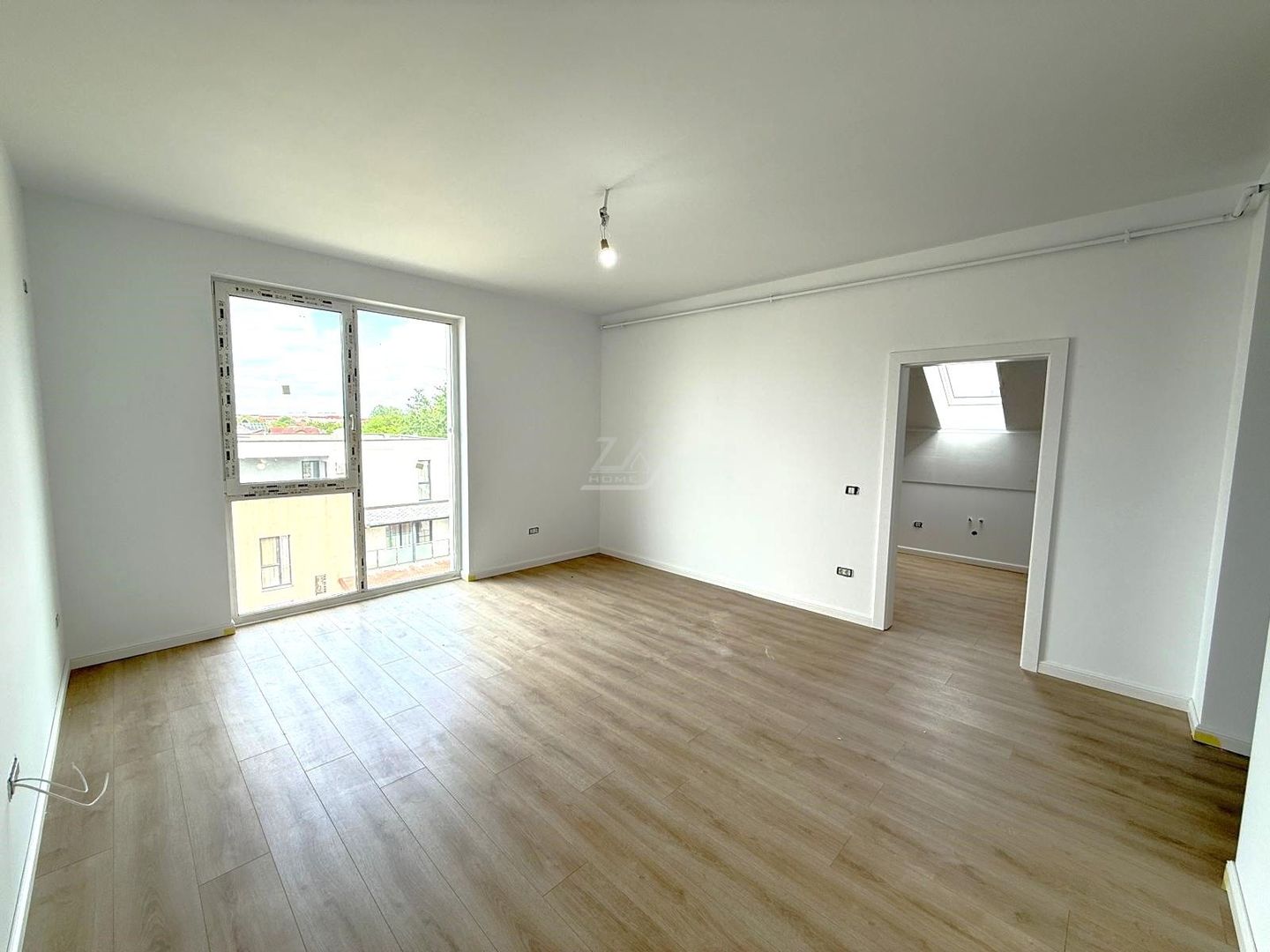 Bloc finalizat. LIFT. Loc de parcare. - Poză 2