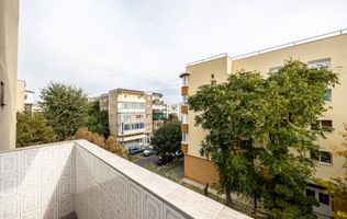De vânzare apartament spațios cu 2 camere decomandat etaj 3 Comision 0