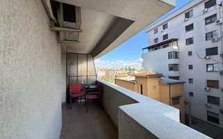 APARTAMENT cu 2 BAI si CENTRALA PROPRIE - Poză 9