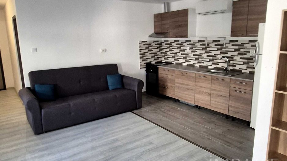 Apartament cu 3 camere- la 10 minute de UMF - Poză 8