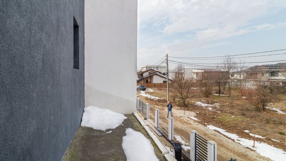 Casa Corbeanca ,curte generoasa, terasa si loc de parcare - Poză 5