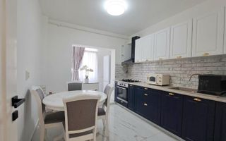 Închiriere Apartament cu 3 camere, 2 bai, 2 balcoane, renovat, zona Dristor - Poză 8