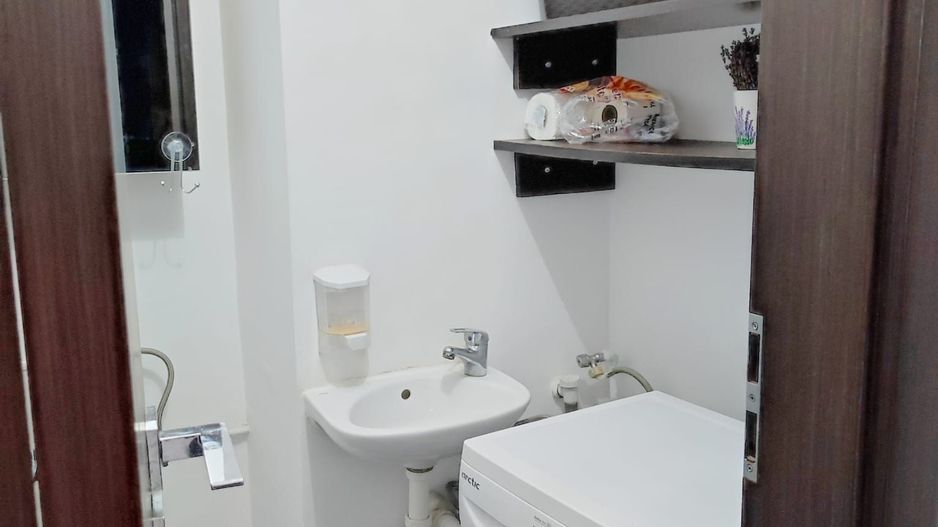 Apartament zona Magheru - Poză 14