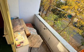 Vânzare apartament 3 camere, decomandat, etaj 1/4 – 66,79 mp + boxă – Drumul Tab - Poză 3