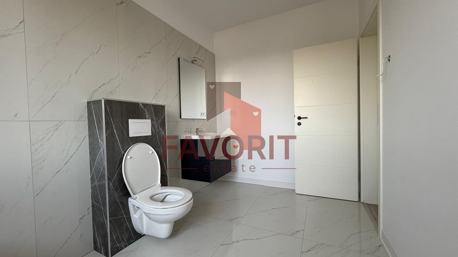 Duplex despartit | 5 camere | Garaj | Finisaje premium | 3 bai |Asfalt - Poză 16