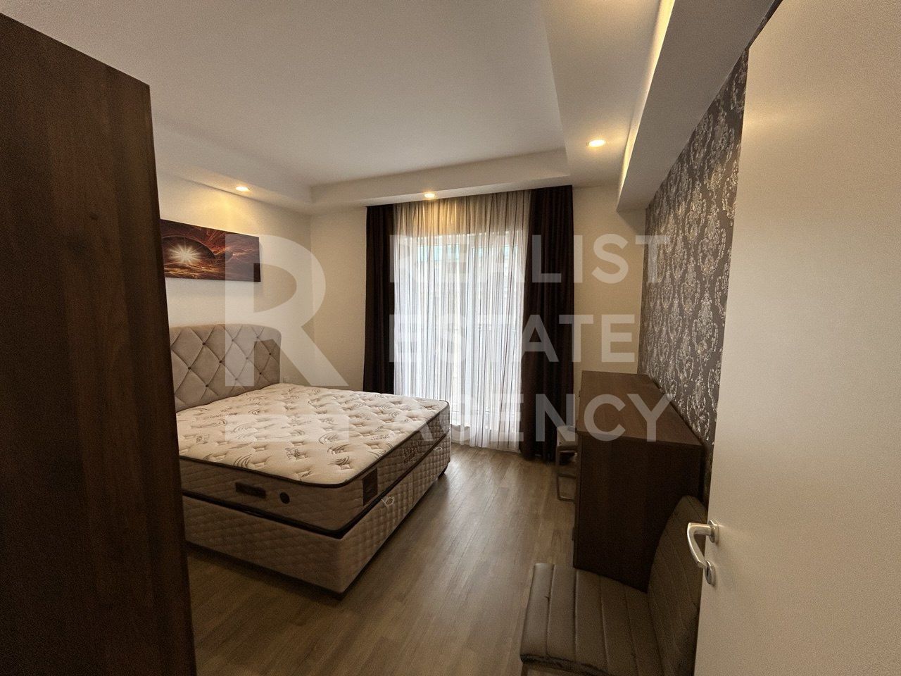 Apartament modern cu 2 camere, Cosmopolis, mobilat și utilat, parcare - Poză 4