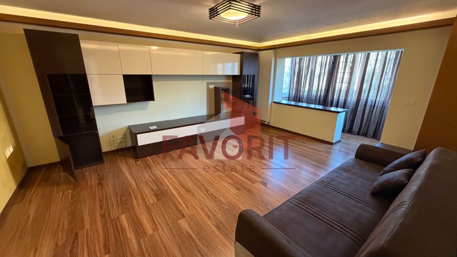 Etaj 2. Disponibil imediat. Garaj. Pozitie excelenta - Poză 1