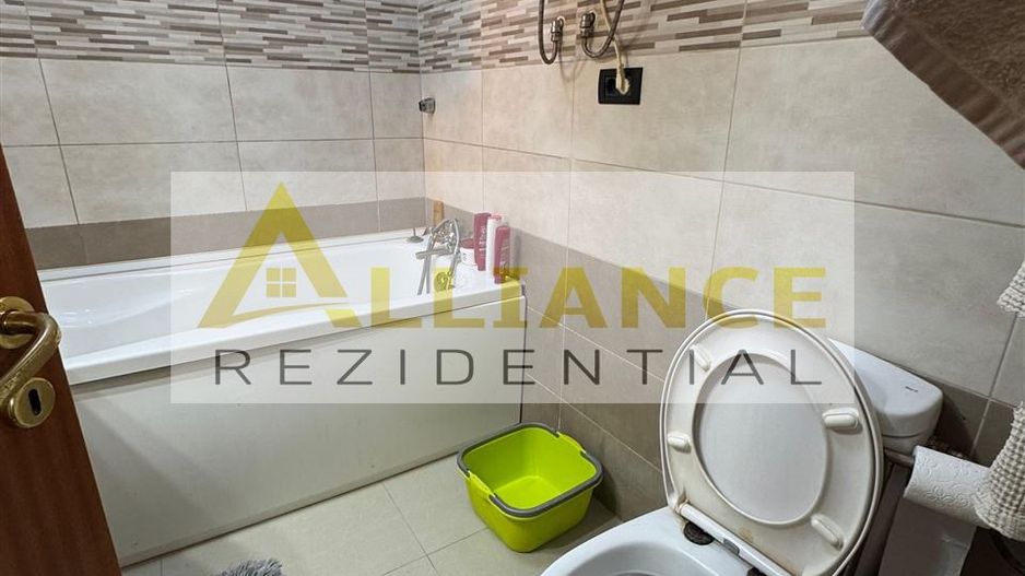 2 CASE LA PRET DE UNA - Poză 17