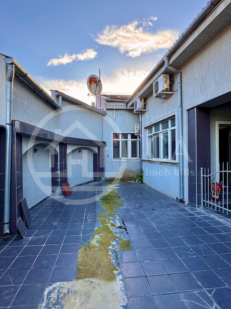 Casă P+E cu 4 camere de vânzare în zona Prima Oneștilor, Oradea - Poză 3