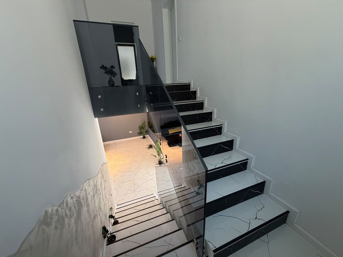 CASA INDIVIDUALA - TEREN 370 MP, PISCINA, SEMI-MOBILAT, COMISION 0% - Poză 12