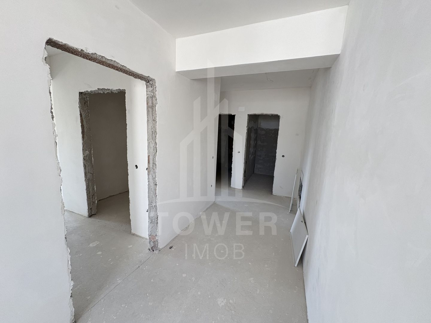 Apartament 3 camere la alb, bloc nou cu parcare și terasă – Str. Ogorului - Poză 3