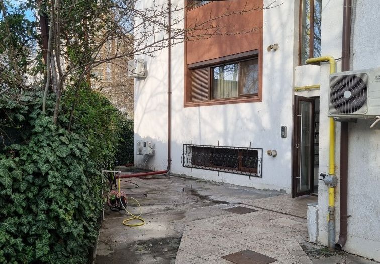 Apartament de inchiriat  2 camere zona Mall Vitan - Poză 8