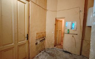 Oferta zilei !!! Garsoniera 33.4 mp utili in Vila - Zona Parcul Carol - Poză 7