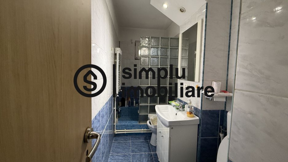 3 camere semidecomandate, et 3/4 - 115 000 Euro - Poză 7