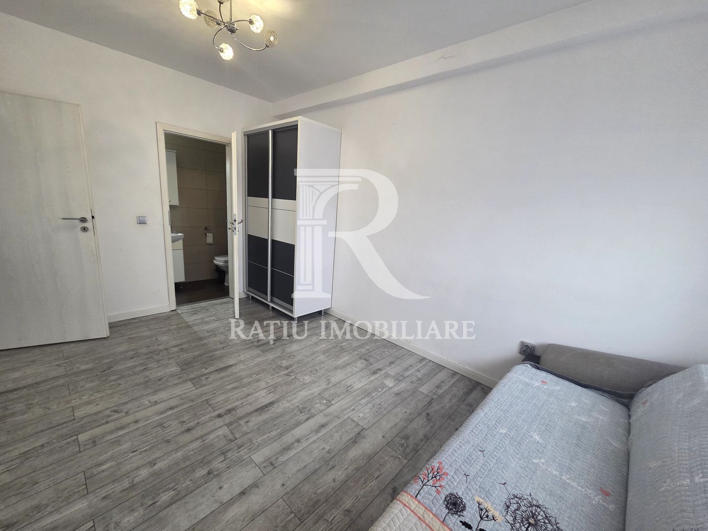 Apartament cu 3 camere | zona Salca | Oradea - Poză 8