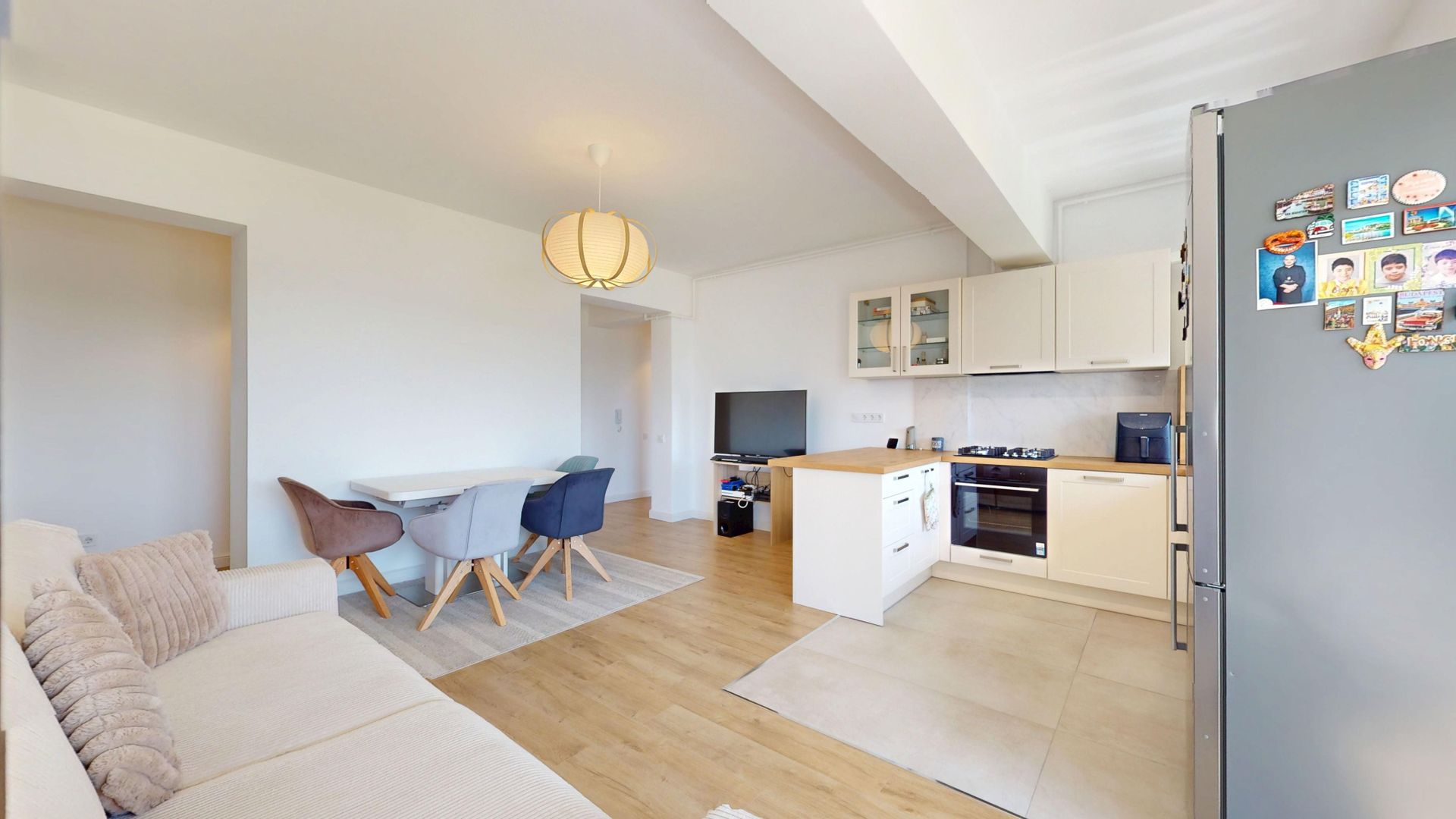 Apartament 3 Camere cu Vedere la Lac | Straulesti- Lake View Garden - Poză 3