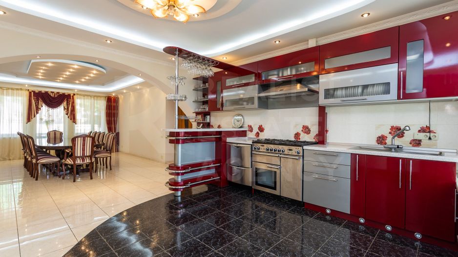 Casă în 4 nivele, amplasat pe strada Chicago, Stăuceni. - Poză 11