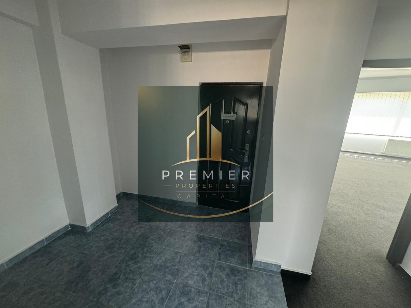 Oportunitate investitie cladire birouri proprie centrala pe fiecare etaj - Poză 19