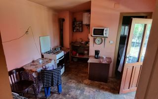 CASĂ LA ȚARĂ, SÂMBOLENI, COMUNA CAMARAȘU - Poză 5