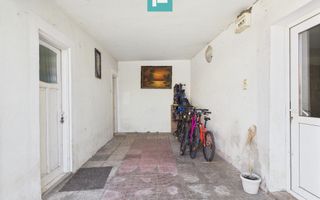 Casă cu 2 corpuri independente în Aradul Nou - Poză 15