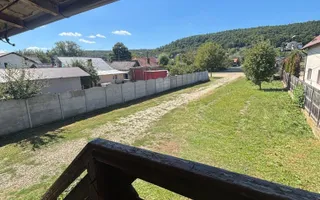 🏡 Oază de liniște! Casă cochetă cu foișor și curte – Mărăcineni - Poză 12