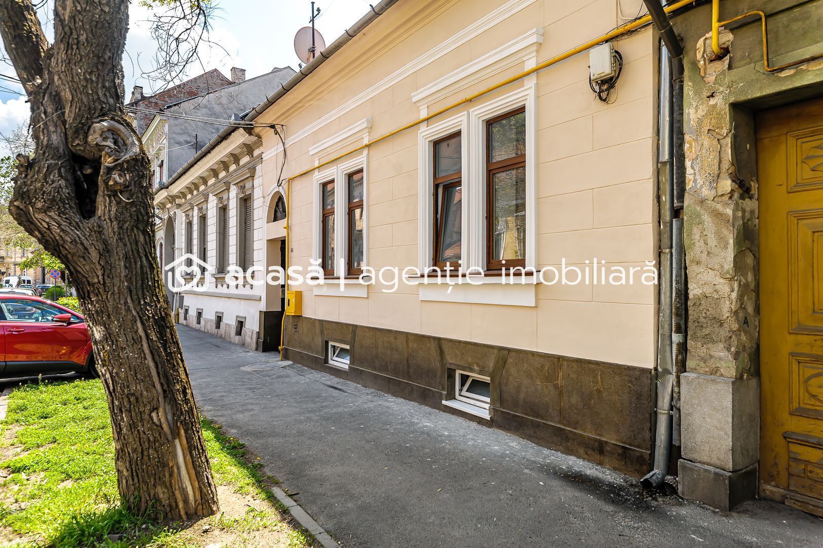 Apartament la casă cu destinații multiple Ultracentral - Poză 2