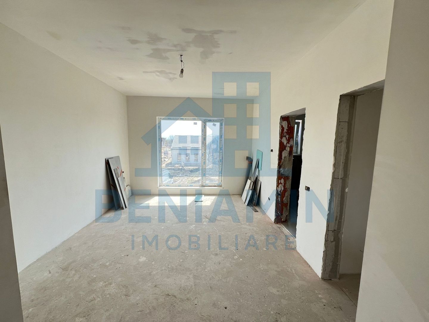 Casa-5 camere-P+1+P-147mp utili-600mp teren-Utilitati-Sanpetru - Poză 5