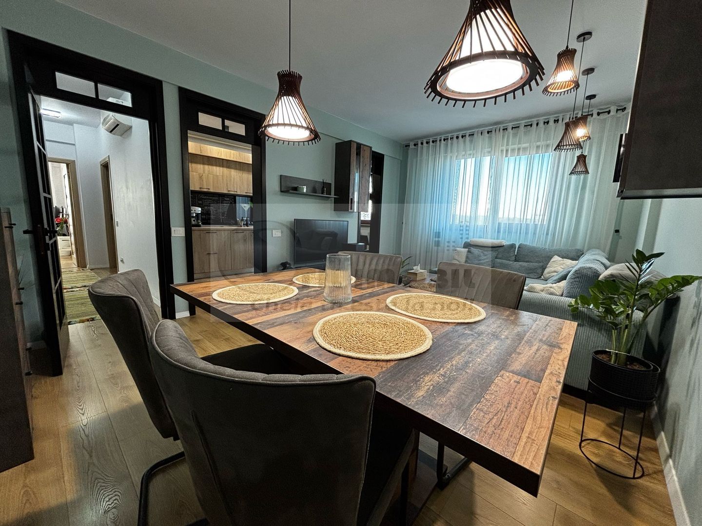 Ap 3 cam 80mp, Et2, Valea Lupului, 2 locuri de parcare- 171.000 € - Poză 3