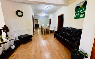 Casa individuala 6 camere  spatioase - zona Mehala - Poză 2