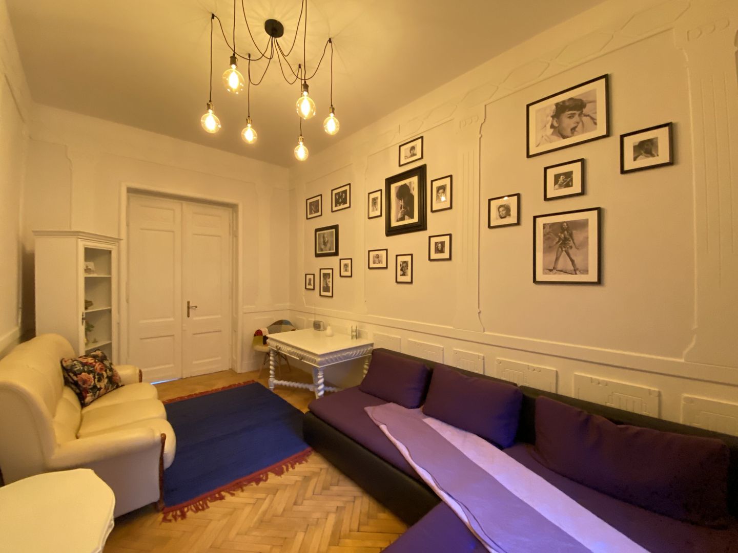 Cladire Istorica, 4 camere, 134 mp, Renovat, Zona Sinaia, Comision 0% - Poză 12