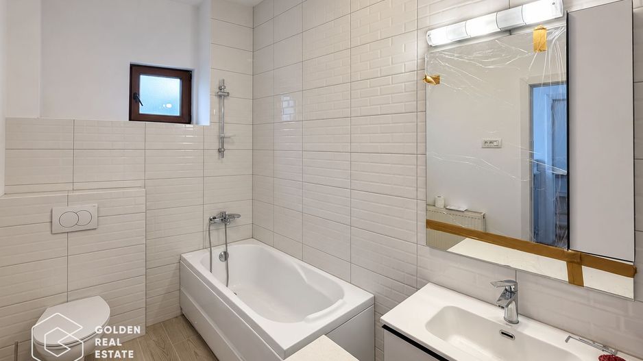 Apartament ultracentral, 3 camere, ideal atat ca locuinta, cat si pt birouri - Poză 6