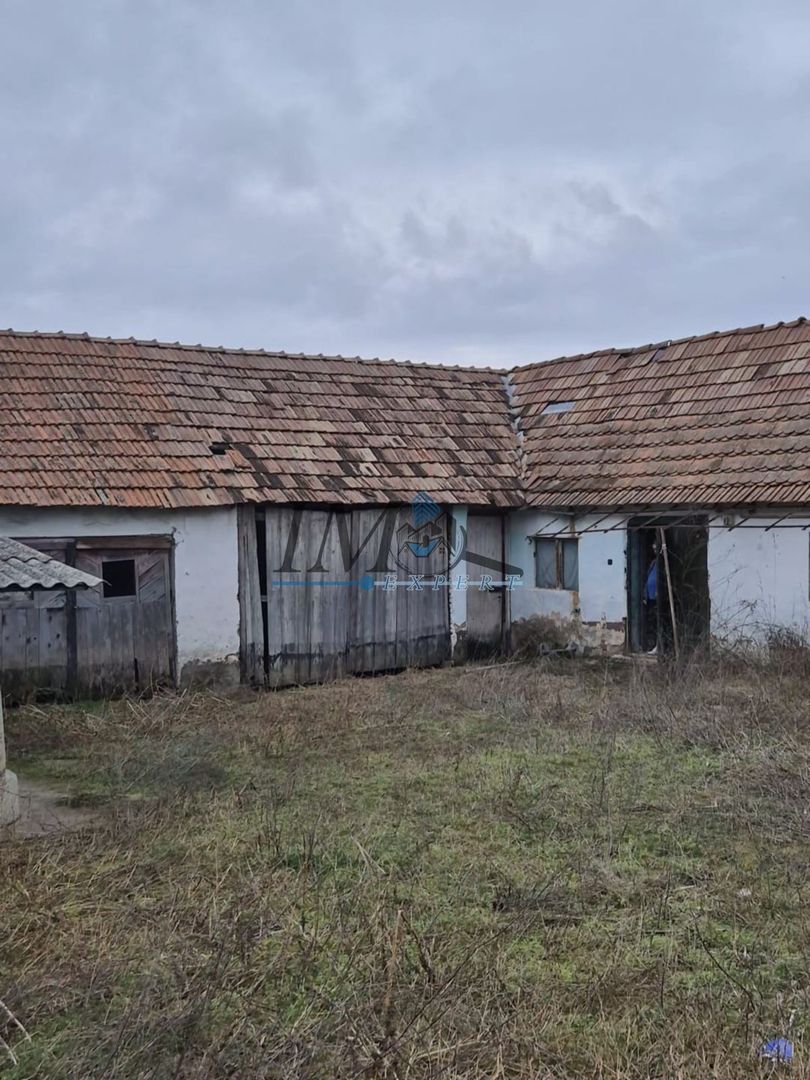 Casa batraneasca de vanzare in Tartaria - Poză 6