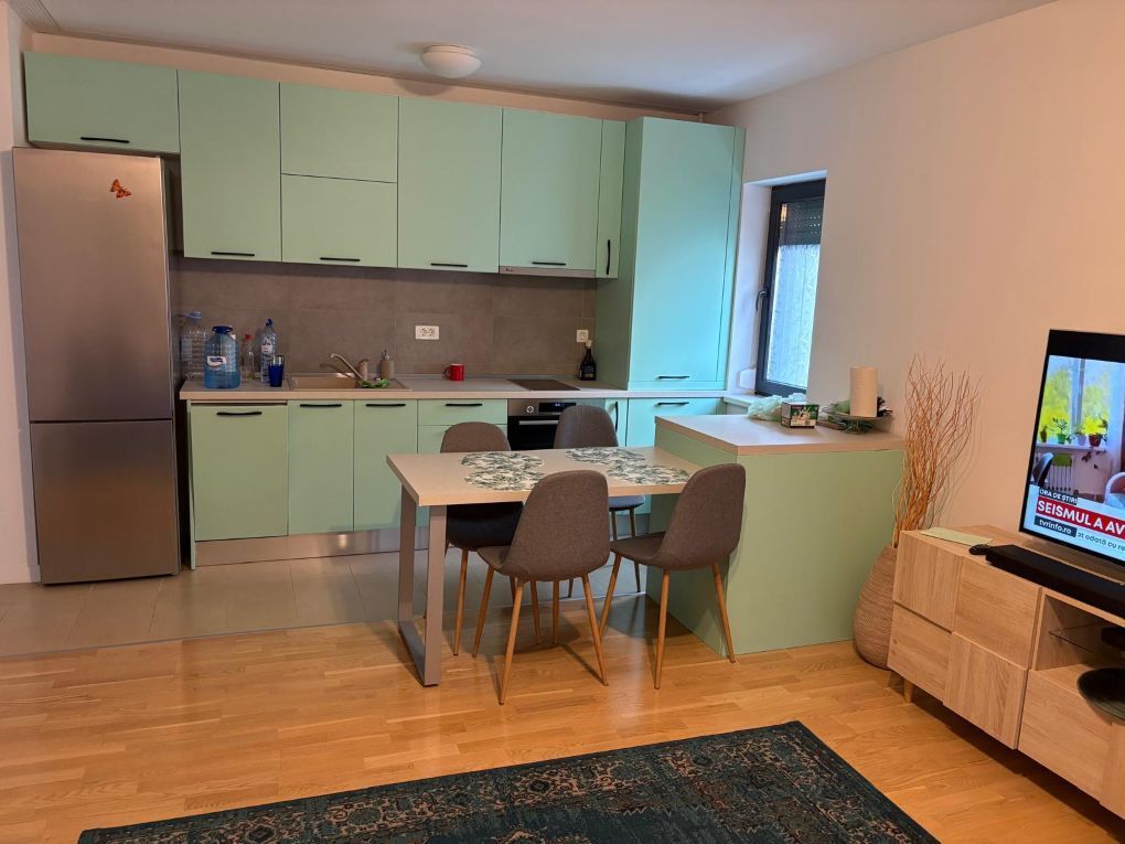 Inchiriere apartament 3 camere | Parcare | Domenii | 1 Mai - Poză 1