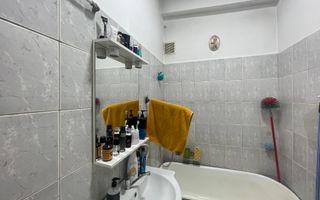 3 camere/ zona Facultatii de Litere / Parcare in curte - Poză 6