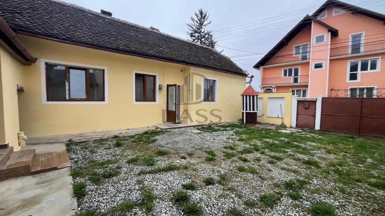 Casă individuală 2 camere Saliste Sibiu - Poză 2
