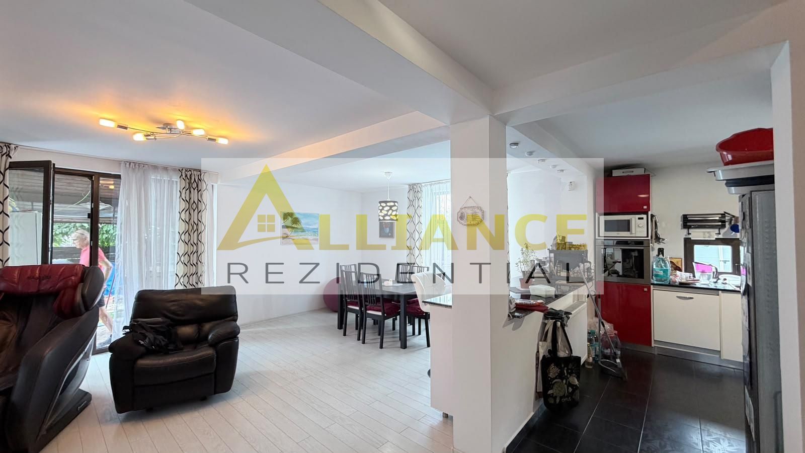 Casa Individuala - 4 camere - 2 bai - 363mp teren - Poză 15