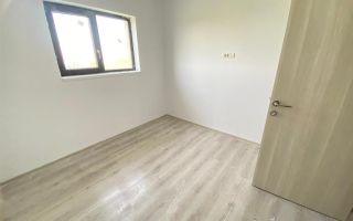 Vand duplex P+E 120mp 3 bai 4 dormitoare Mosnita Noua - Poză 13