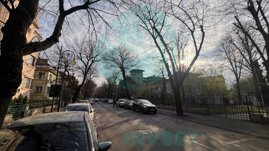 Apartament interbelic 3 camere+Birou demisol | Cotroceni | Liniște și grădină - Poză 13