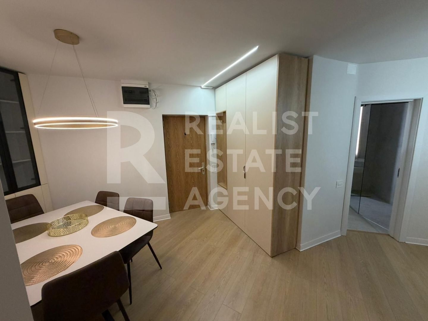 Vânzare, apartament, 3 camere, ultra-central – Piața Alba Iulia - Poză 3