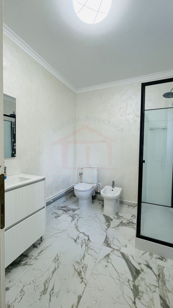 De vanzare casa cu etaj in Galati, Siderurgistilor,  recent renovata - Poză 5