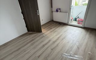 Apartament de vanzare cu 2 camere in zona Girocului - Poză 2