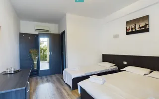 Afacere la Cheie - Hotel 3 Stele în Mamaia Nord - Poză 12