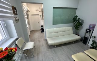 Apartament  4 camere în clădire istorica transformat în SAD - Poză 2
