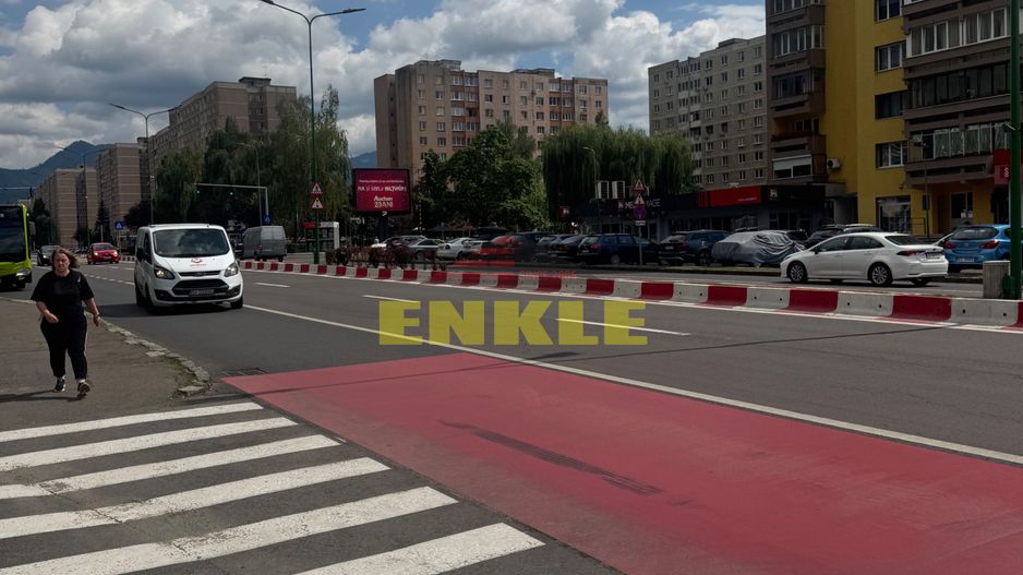 Vand spatiu comercial Brasov ,str.Jupiter, 48mp pret negociabil! - Poză 2