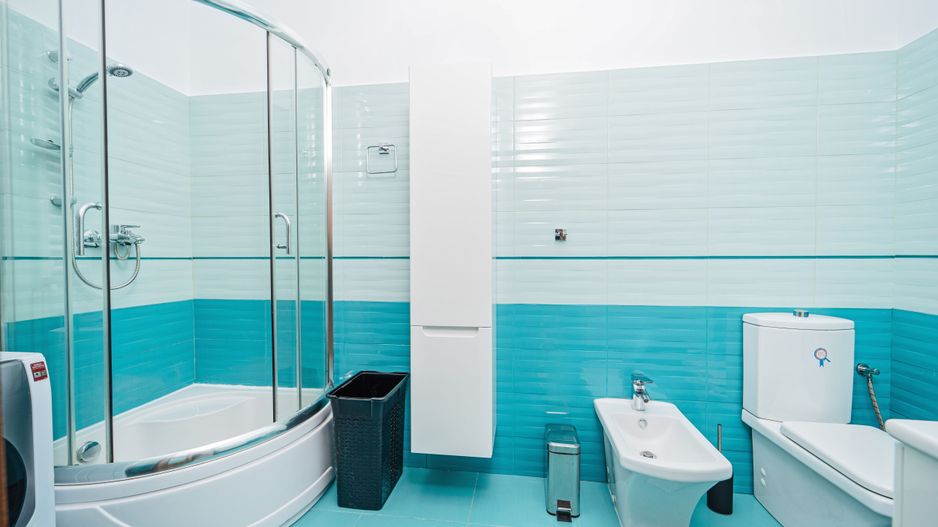 Apartament renovat in cladire istorica - Poză 9