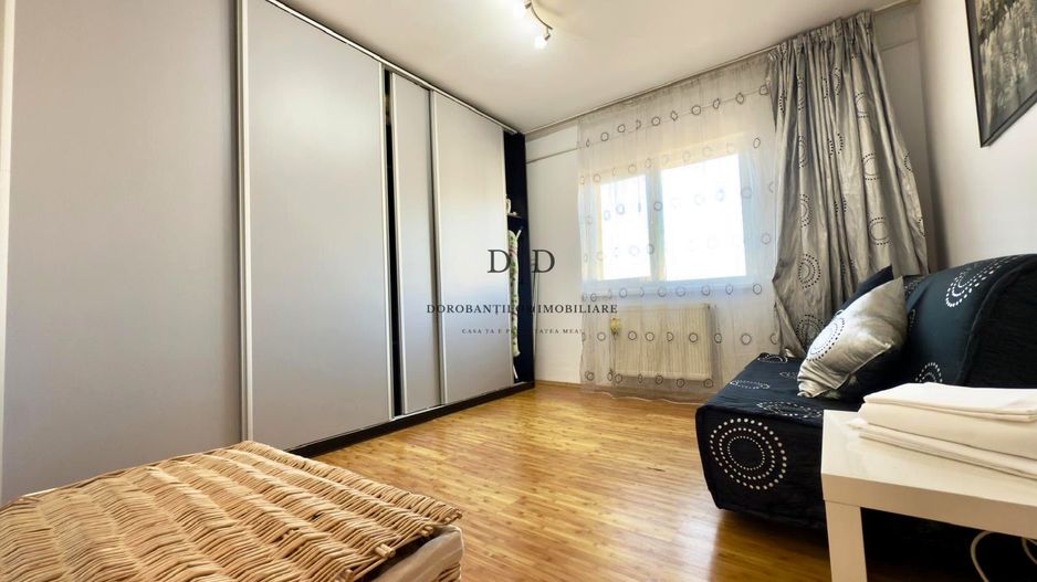 Închiriere apartament 3 camere – Calea Dorobanților-Parcare exterioară - Poză 9