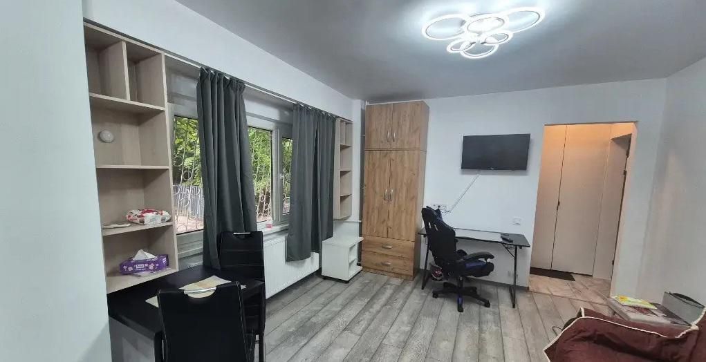 GARSONIERA-TINERETULUI, DOG-FRIENDLY, PRIMA INCHIRIERE, METROU - Poză 1
