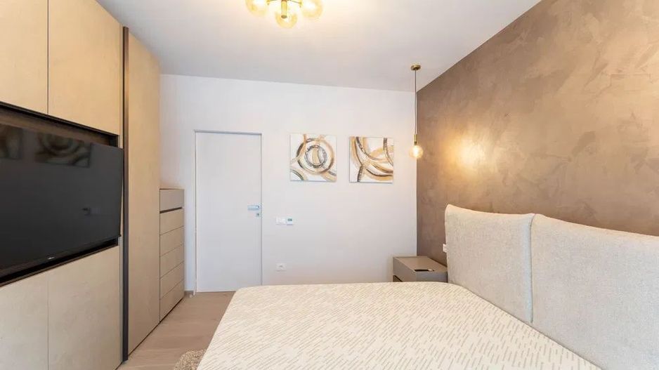 Se inchriaza casa in Cristian - Poză 11