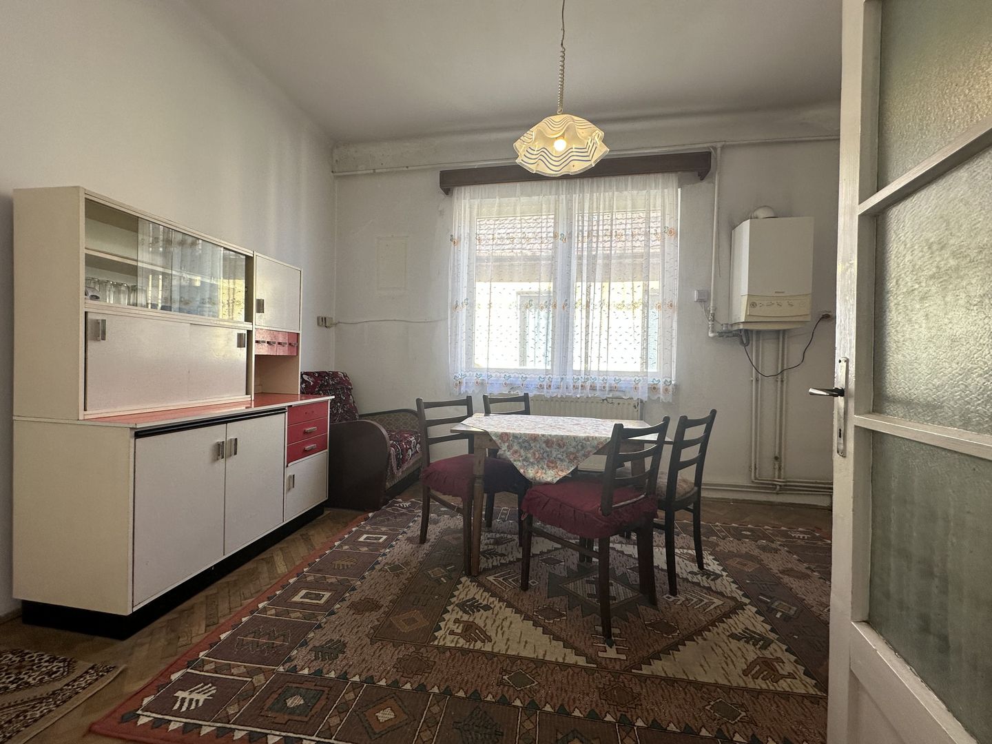 Apartament in casa spațios la doar 5-7 minute de Centrul Istoric - Poză 11