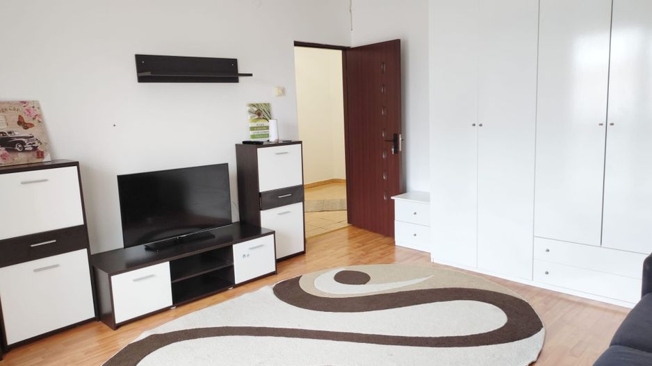 Apartament 2 camere Cantemir - Poză 1